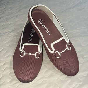 VIVAIA Round-Toe Patterned Loafers, Brick Red, Sz 7, very good condition.